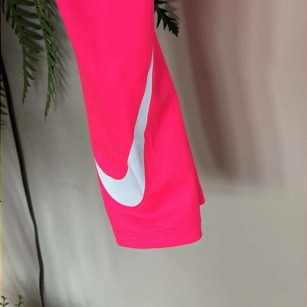 Brand New Nike Dri-Fit Girls Hot Hyper Pink Leggings Stretch Waist White Swoosh